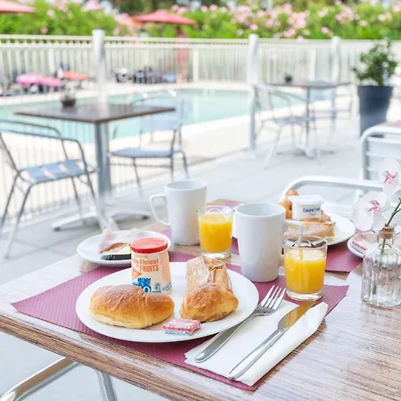 Comfort Cannes 4* Mandelieu-la-Napoule