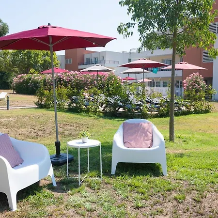 Hotel Comfort Cannes 4*
