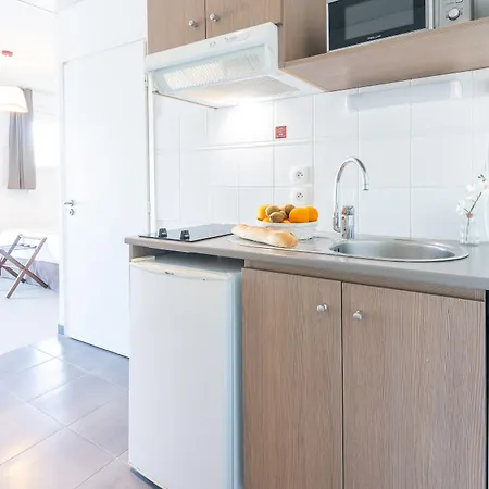 Hotel Comfort Cannes 4*
