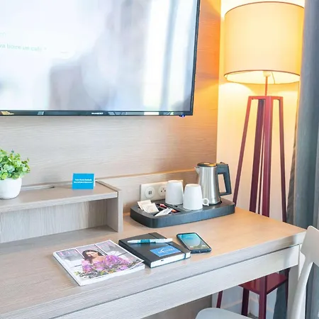 Hotel Comfort Cannes 4*